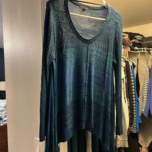 Seater light weight blue and green